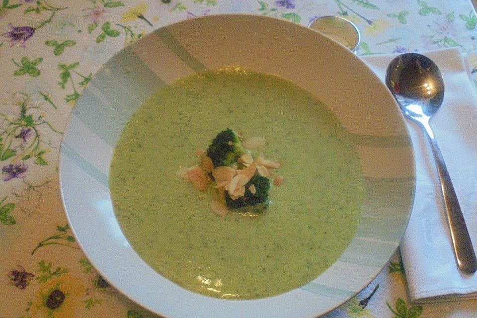 Brokkoli-Creme-Suppe