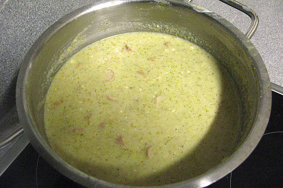 Brokkoli-Creme-Suppe