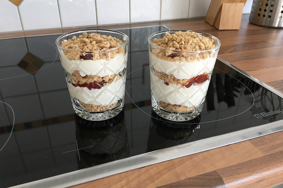 Cheesecake-Dessert im Glas