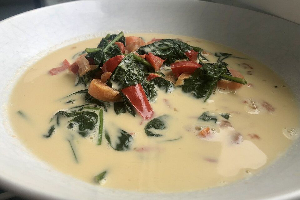 Thailändische Ingwer-Kokos-Suppe