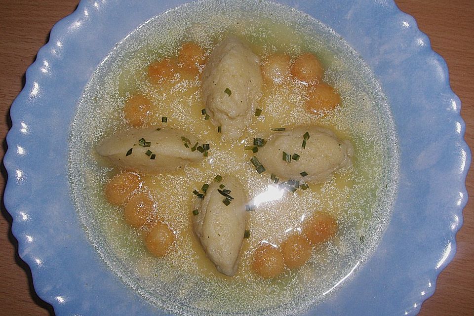 Grießklößchensuppe