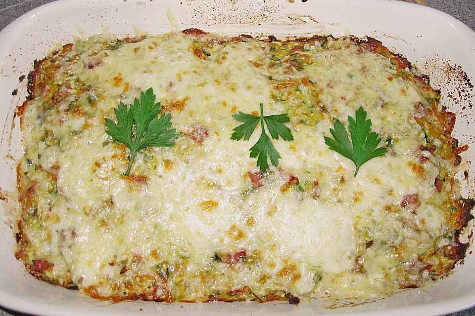 Zucchini-Gratin mit Schinken