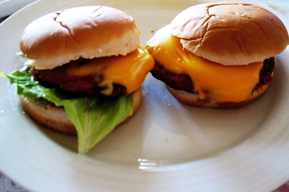 Chili Cheese Burger