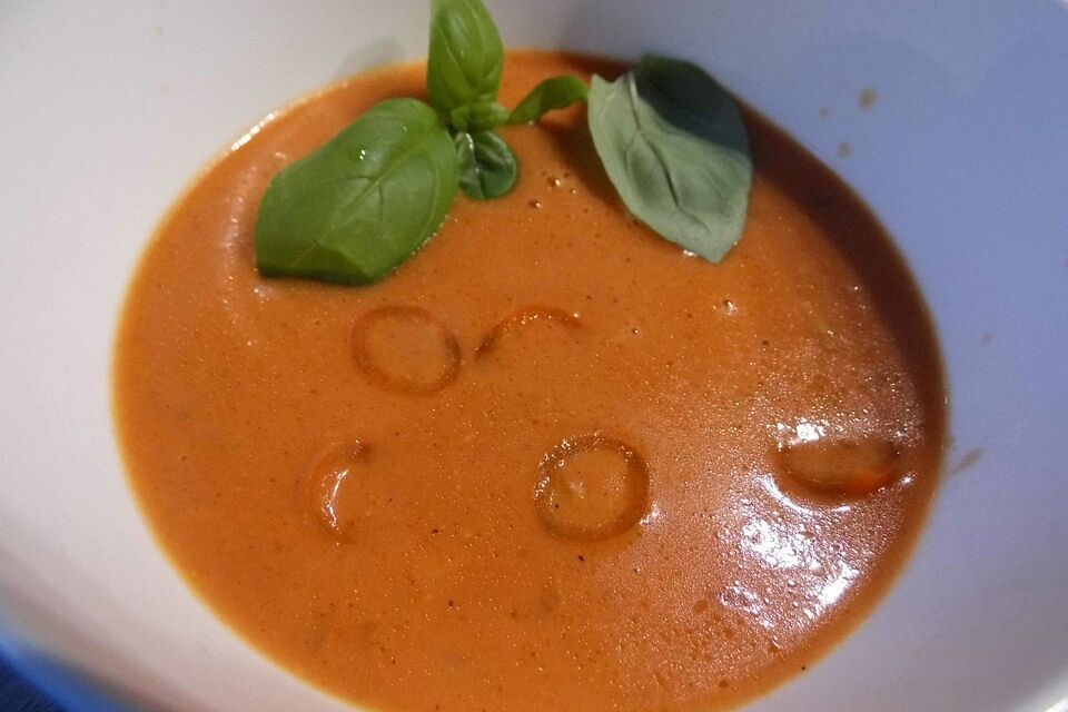 Tomaten-Kokos-Suppe