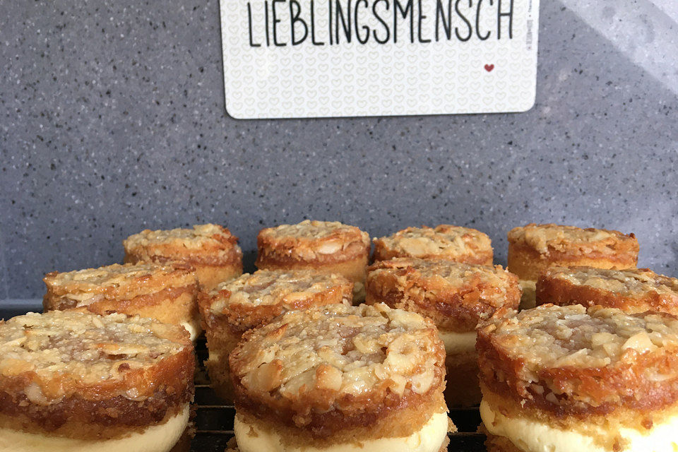 Schneller  Bienenstich