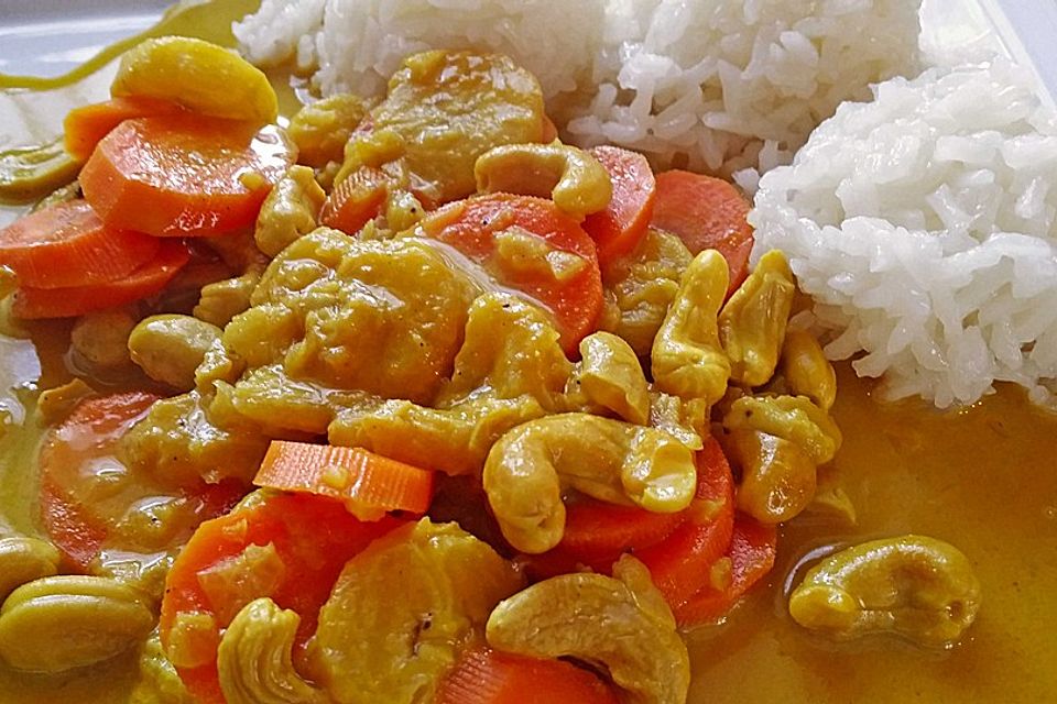 Cashew-Möhren-Kokos Curry