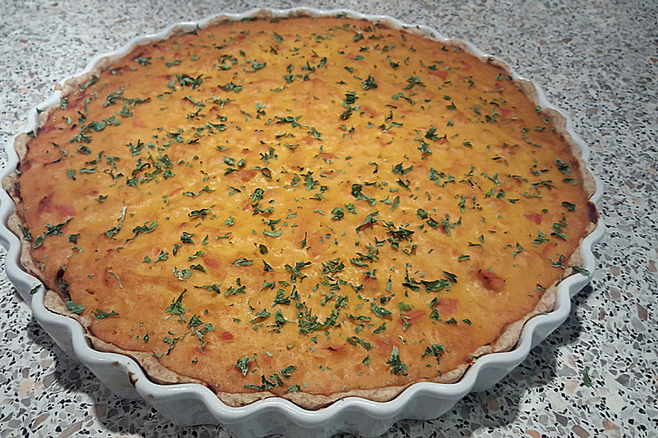 Kürbisquiche mit Lachs