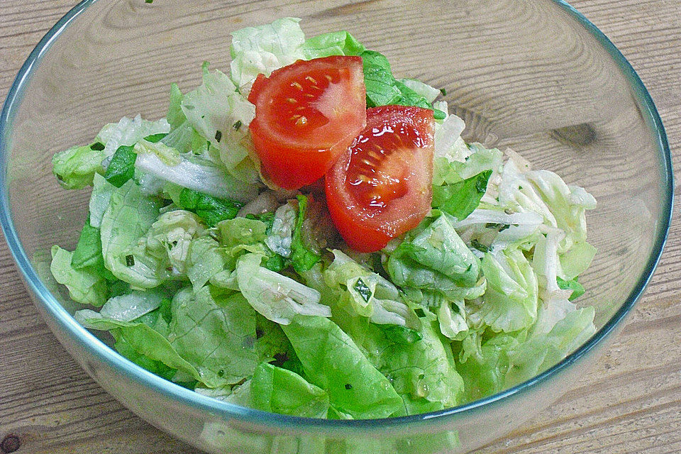 Serbischer grüner Salat