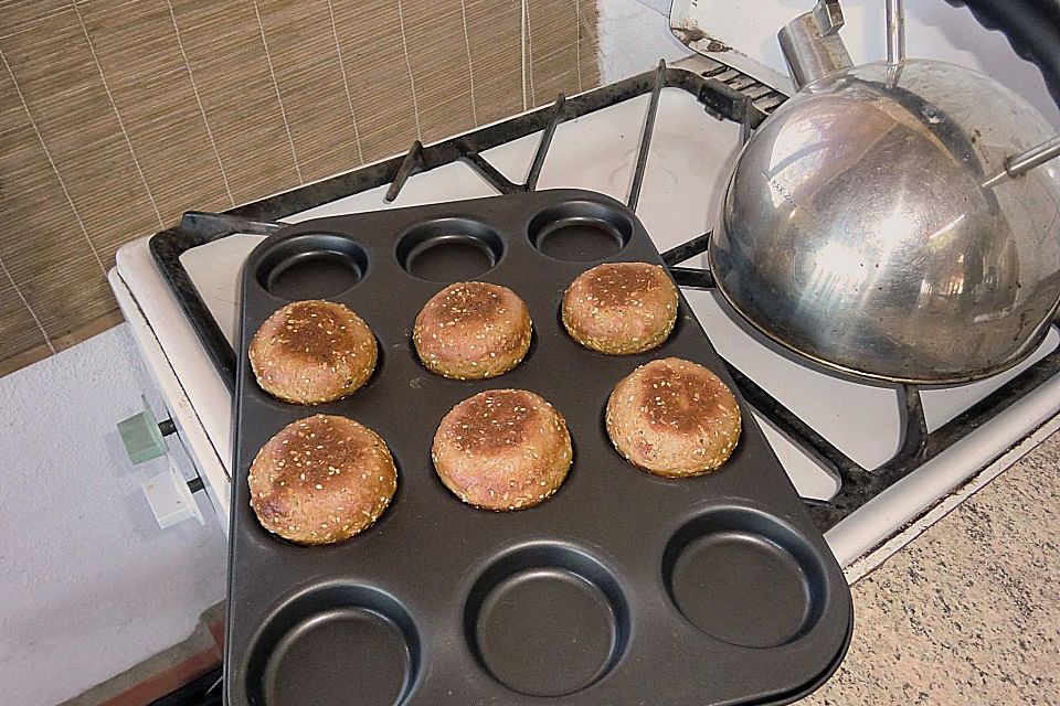 Schnelle Abendbrötchen mit Zucchini