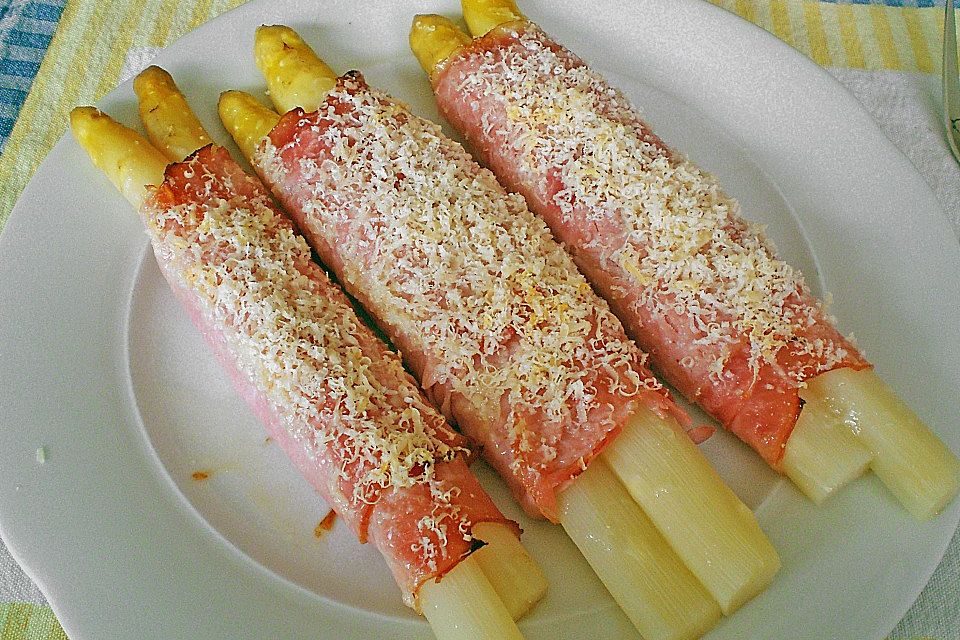 Gratiniere Spargel-Röllchen