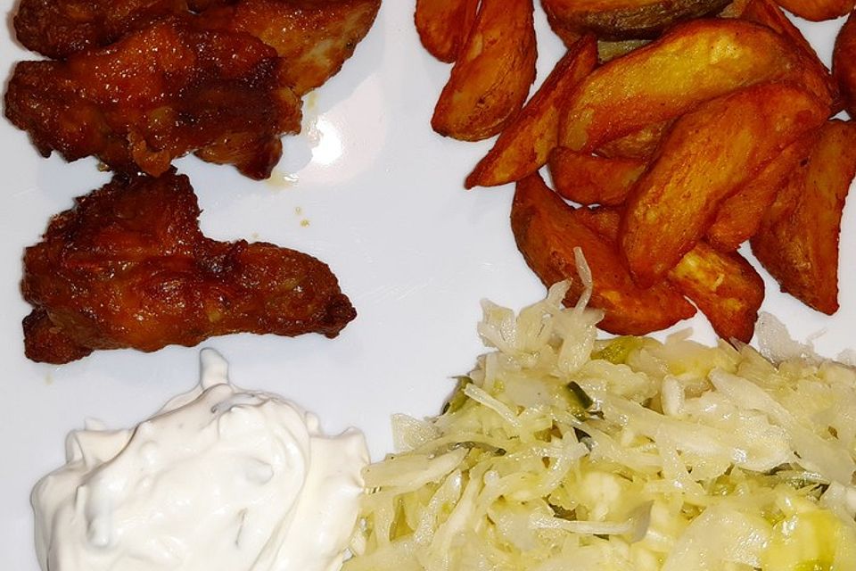 Einfache Chickenwings