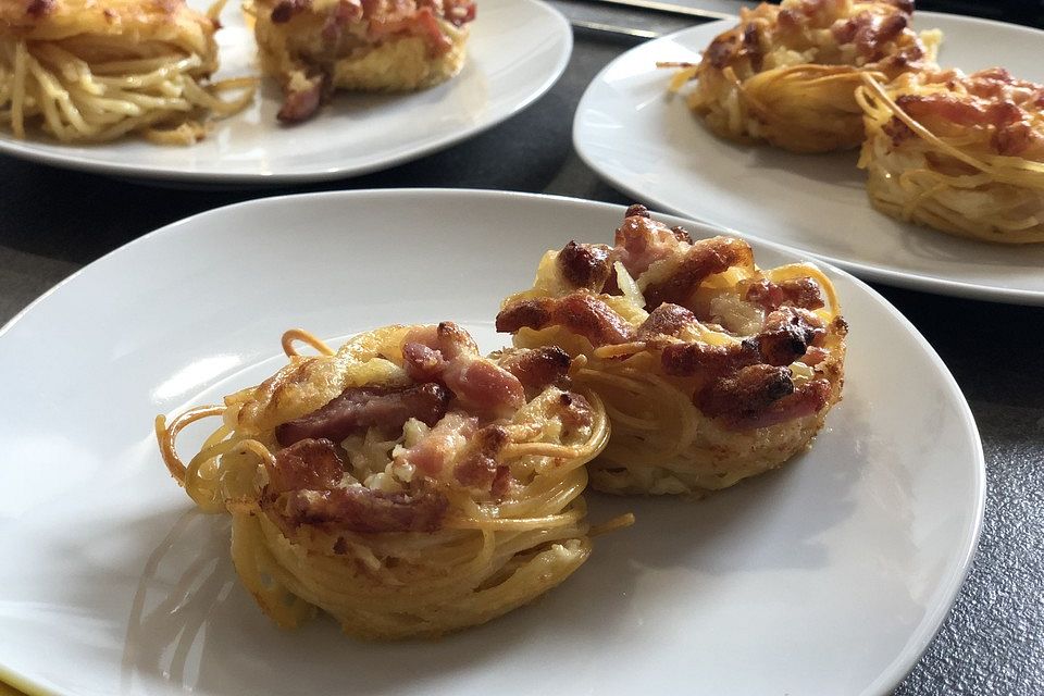 Spaghetti-Carbonara-Muffins