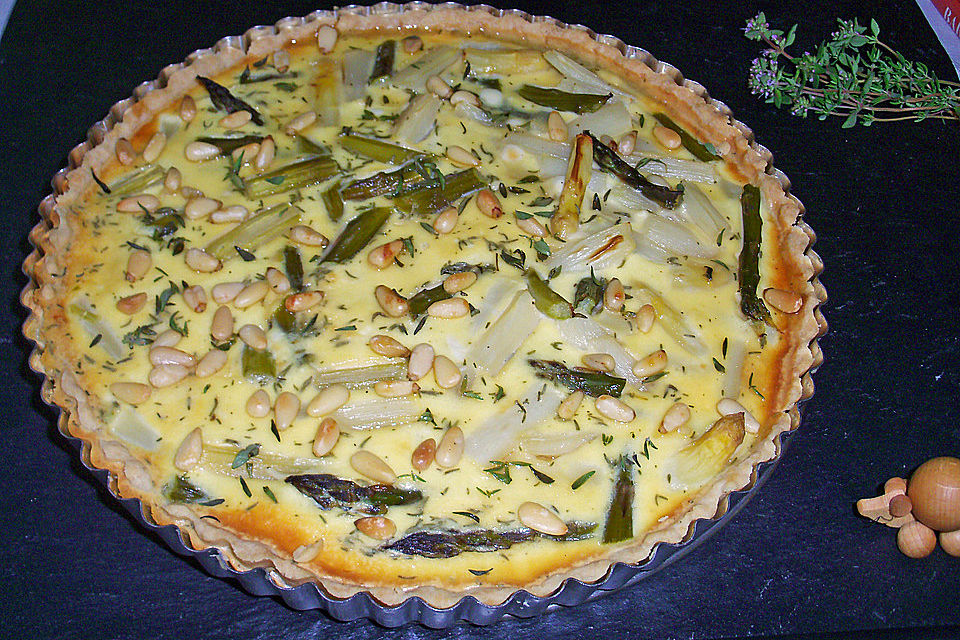 Spargel-Tartelettes mit Ziegenkäse