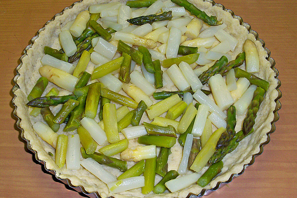 Spargel-Tartelettes mit Ziegenkäse