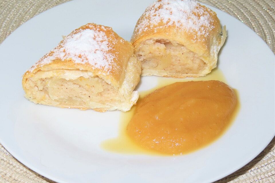 Grießbrei-Blätterteig-Strudel