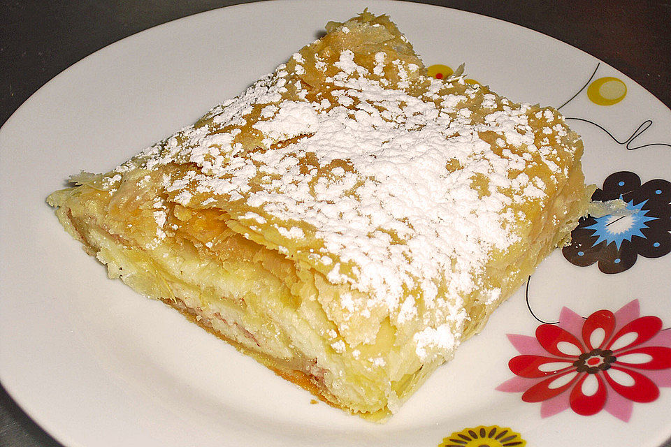 Grießbrei-Blätterteig-Strudel