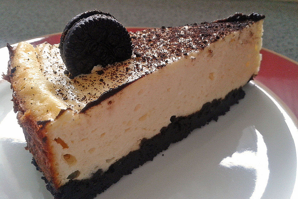 Käsekuchen mit Oreo-Keksboden