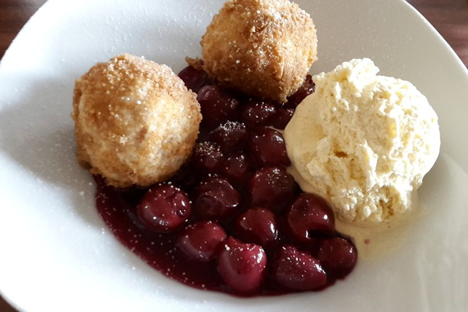 Lavendulas Topfenknödel