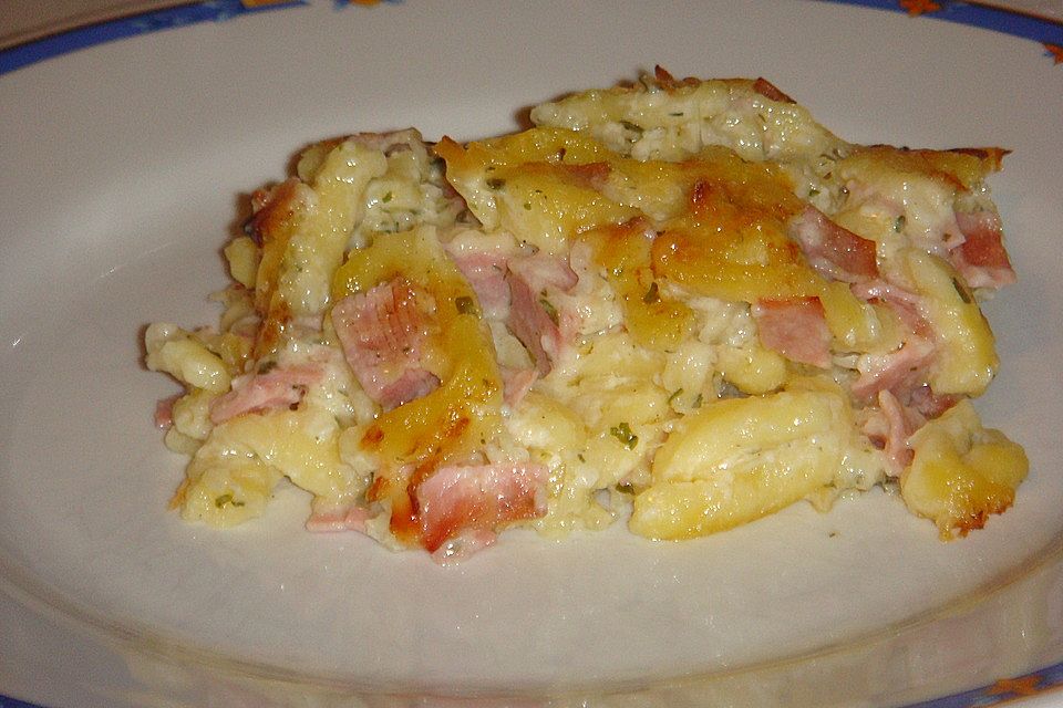 Gratinierte Schinkenspätzle