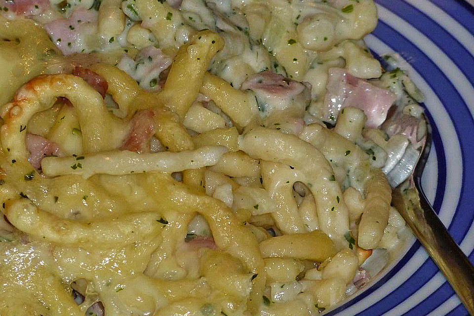 Gratinierte Schinkenspätzle