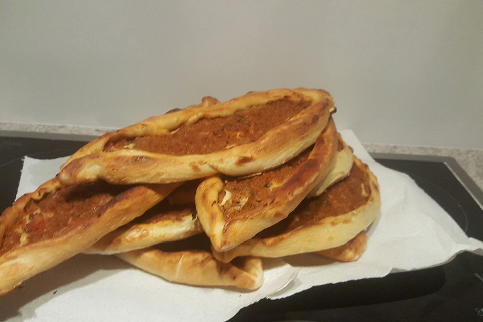 Kiymali Pide