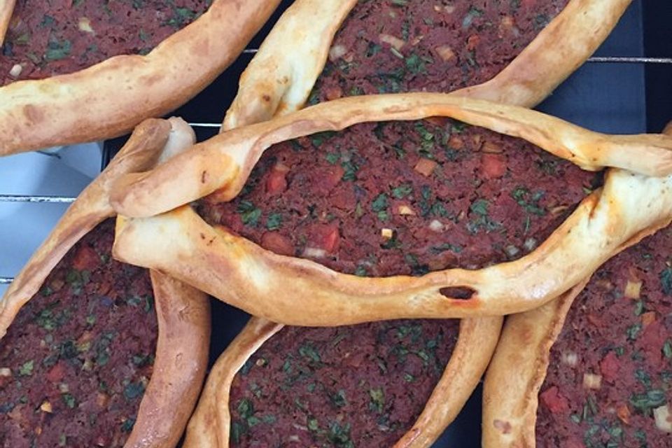 Kiymali Pide