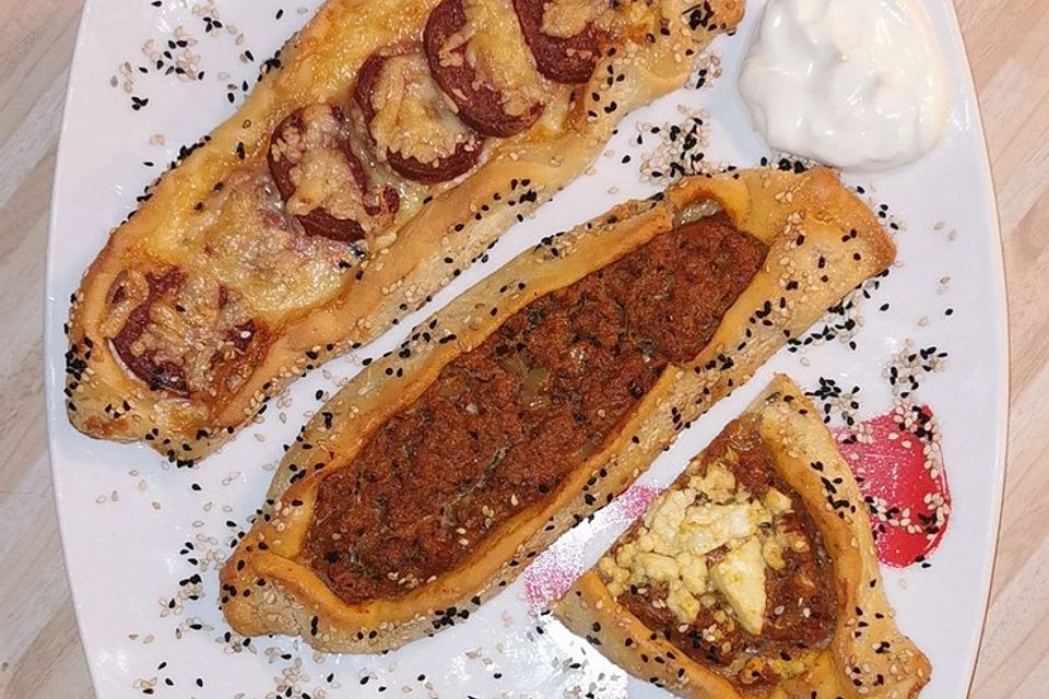 Kiymali Pide