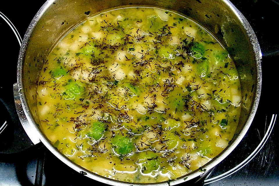 Mutters Rosenkohlsuppe