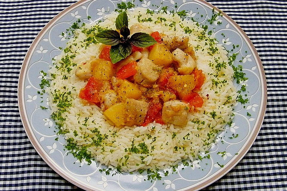 Fisch-Pfanne mit Ananas