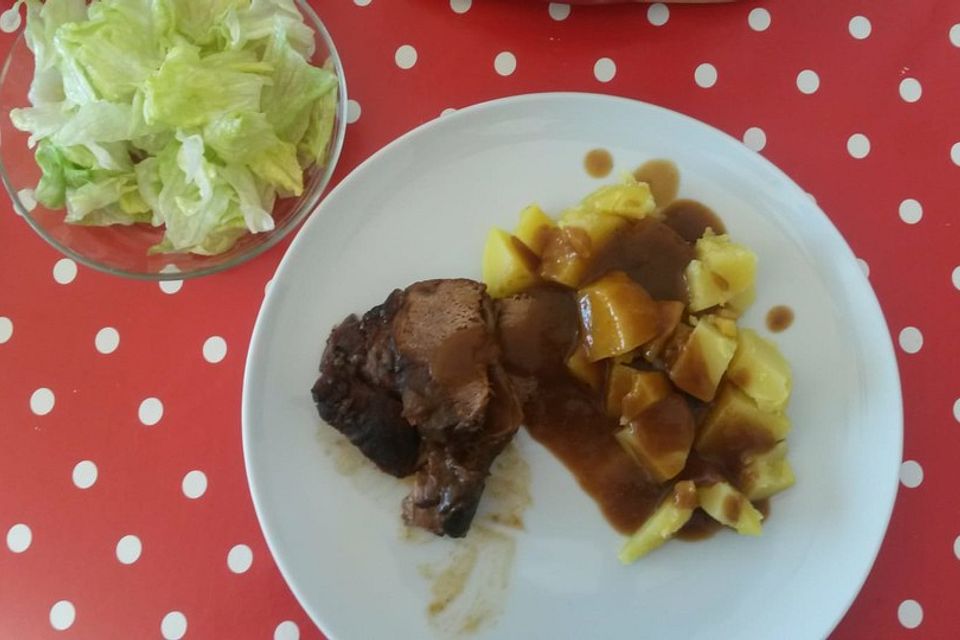 Rinderbraten im Schnellkochtopf  mit  viel Sauce