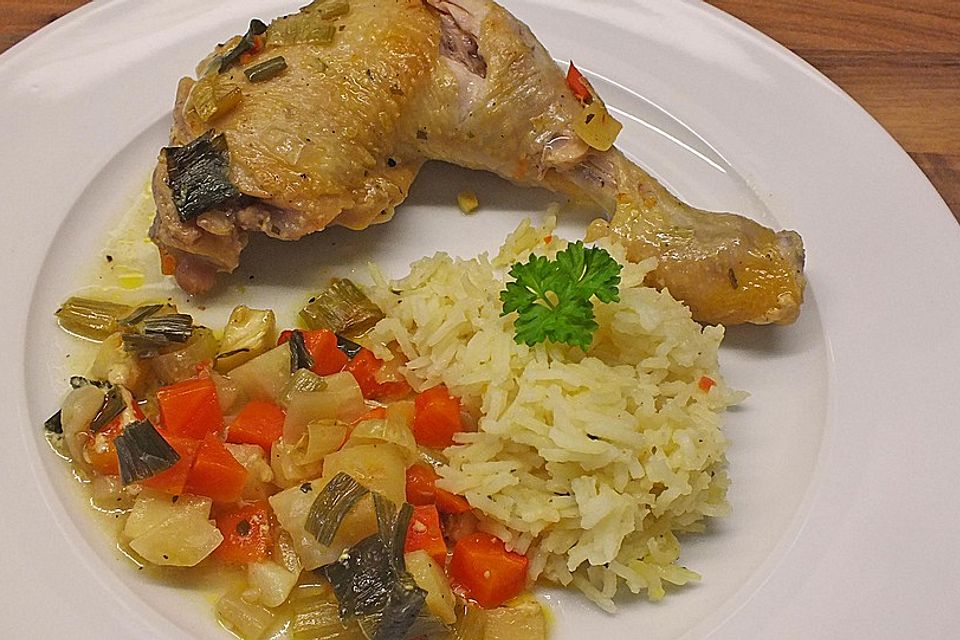 Geschmortes Huhn mit Wurzelgemüse