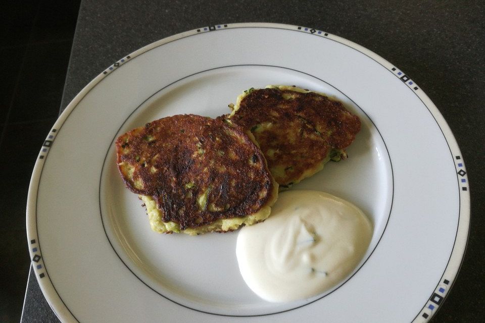 Zucchini-Topfen-Laibchen