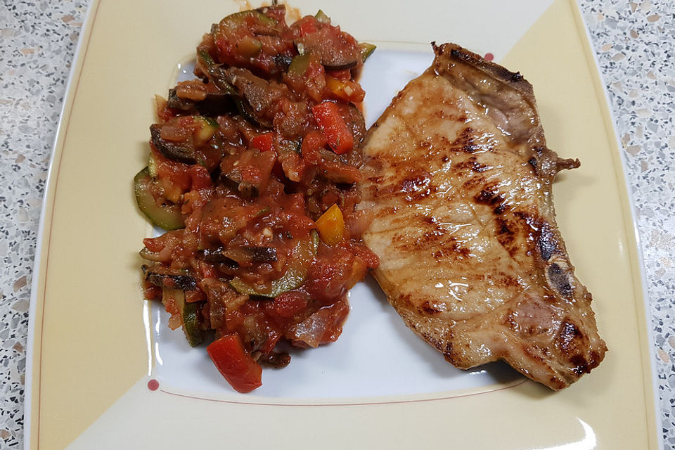 Kotelett mit Ratatouille