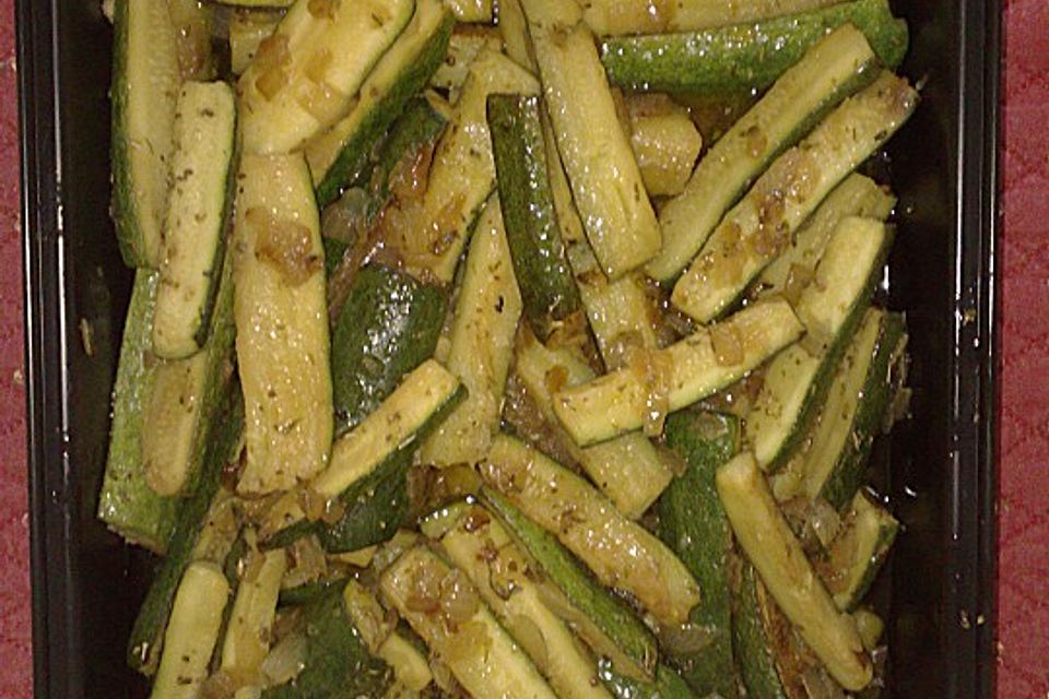 Eingelegte Zucchini