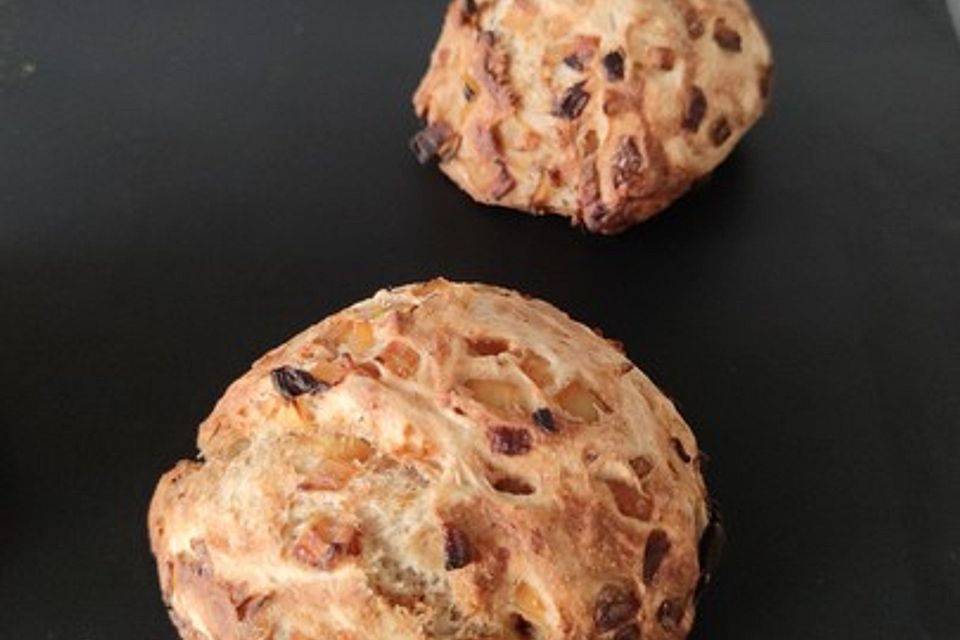 Macs Zwiebelbrötchen bzw. -brot