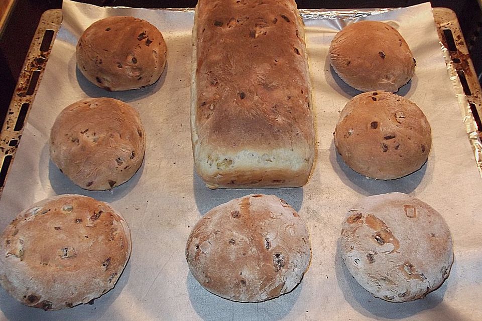 Macs Zwiebelbrötchen bzw. -brot