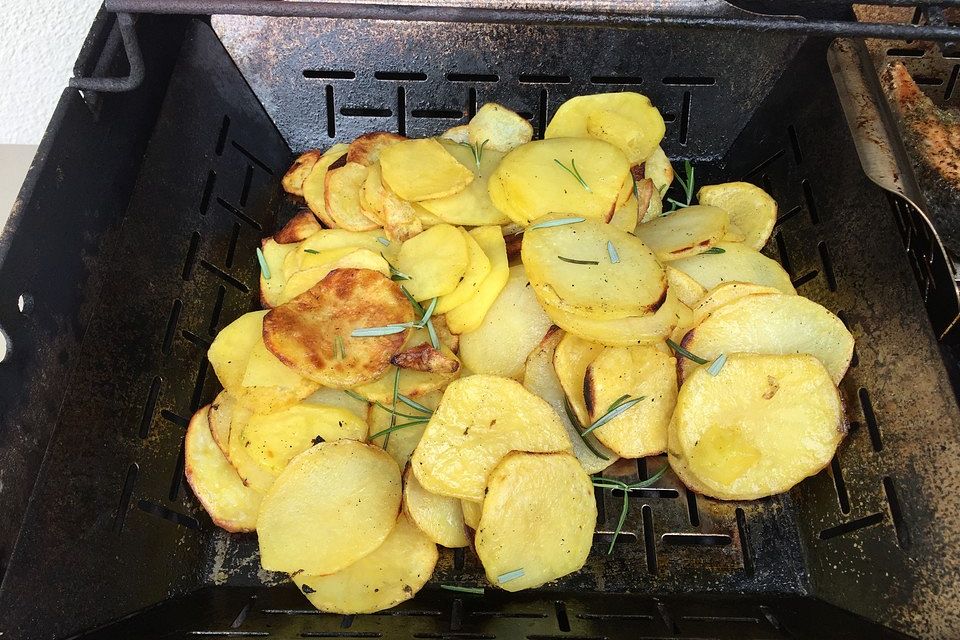 Bratkartoffeln aus rohen Kartoffeln