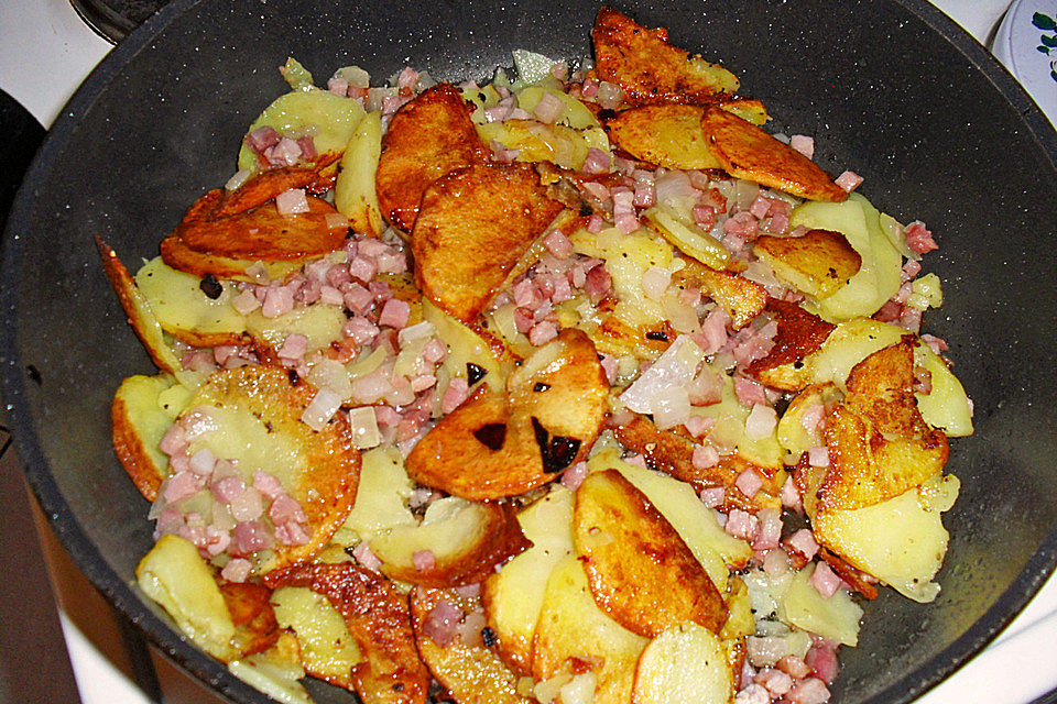 Bratkartoffeln aus rohen Kartoffeln