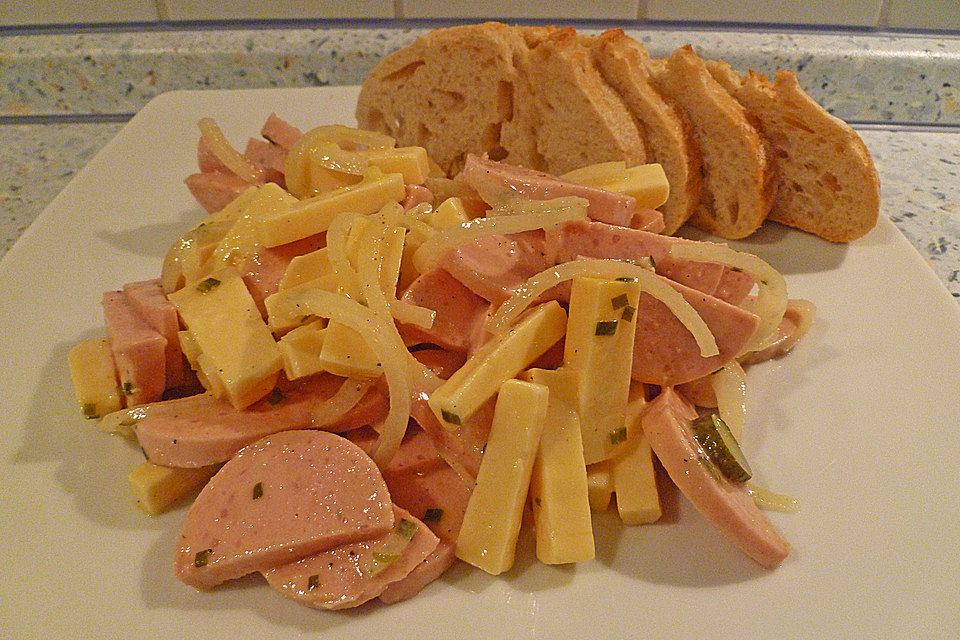 Käse-Wurstsalat