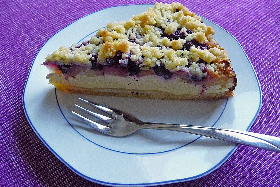 Apfel-Heidelbeer-Streuselkuchen