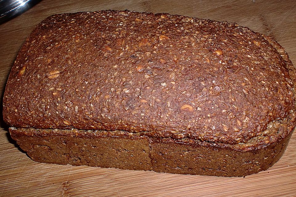 Eifelkrimis kerniges Roggenbrot