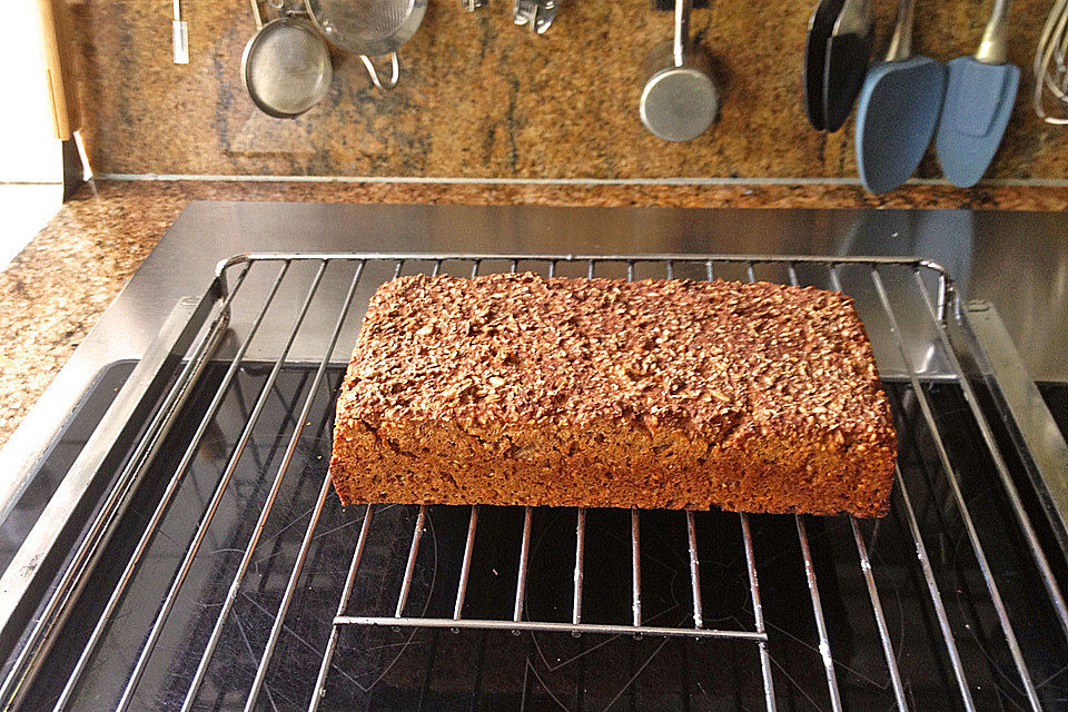 Eifelkrimis kerniges Roggenbrot