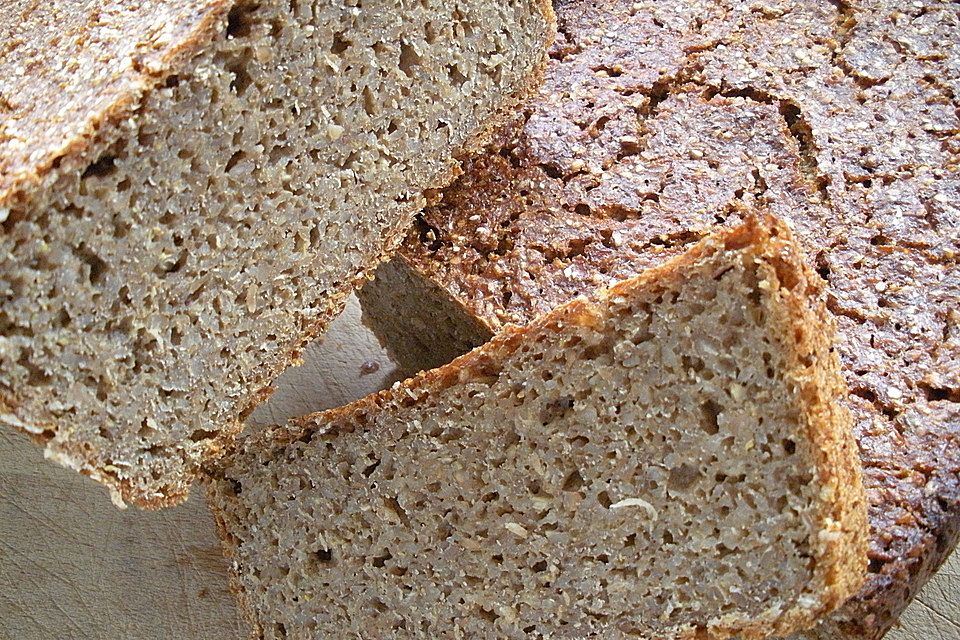 Eifelkrimis kerniges Roggenbrot