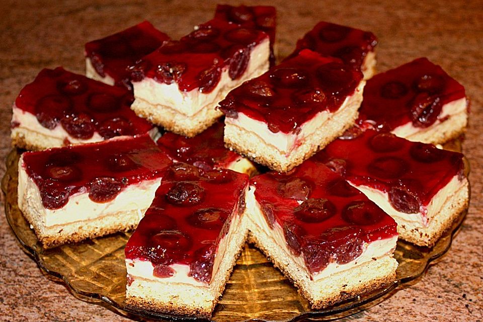 Kirsch-Schmand-Blechkuchen