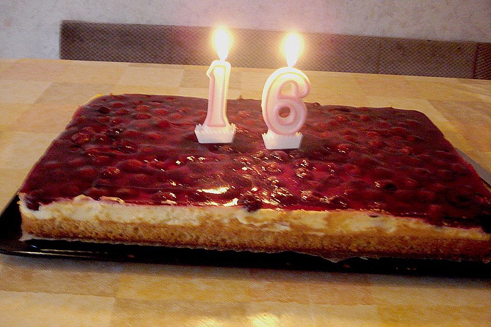 Kirsch-Schmand-Blechkuchen