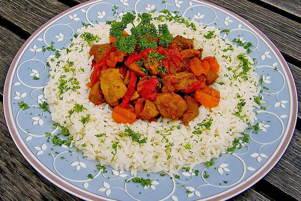 Curry-Putenfleisch mit Reis