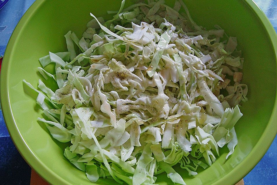 Einfacher Kohlsalat