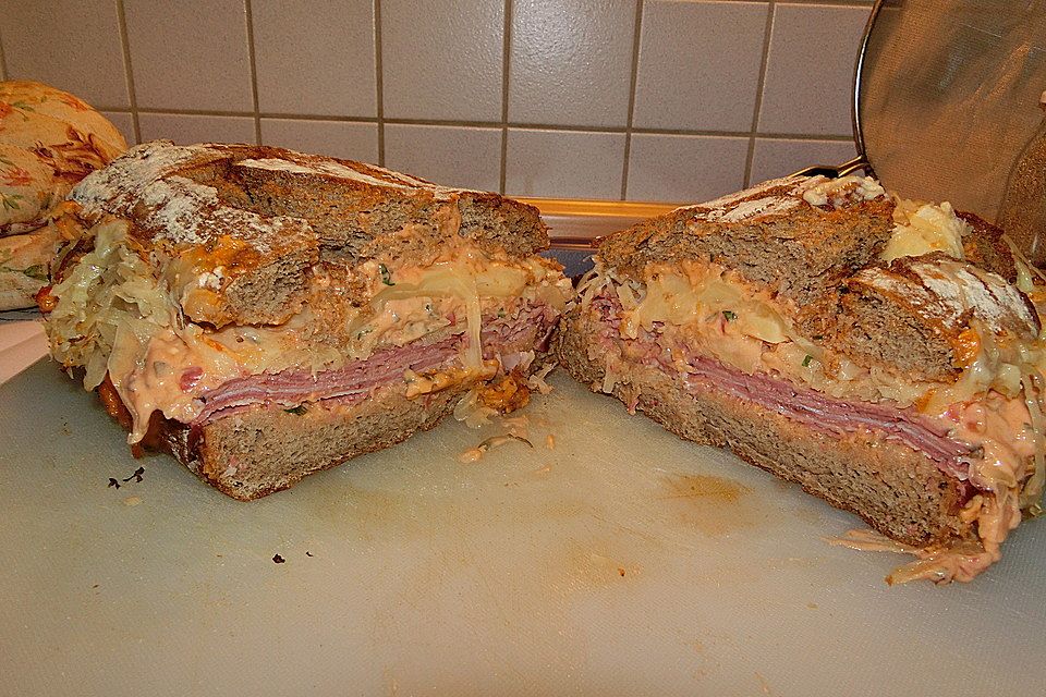 Amerikanisches Reuben Sandwich