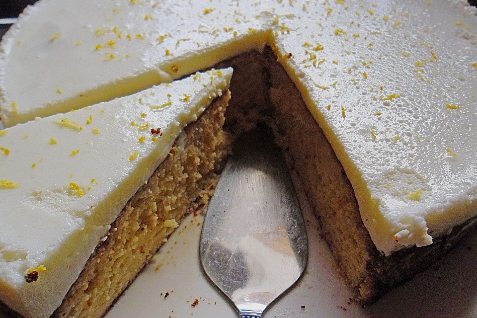 Zitronen-Joghurt-Torte