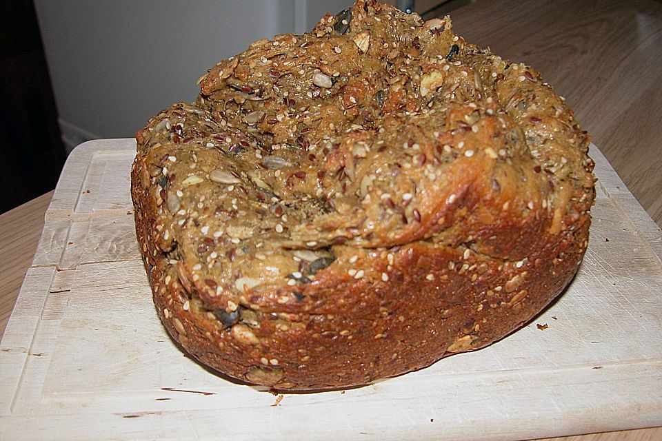 Eiweißbrot mit  Sämereien